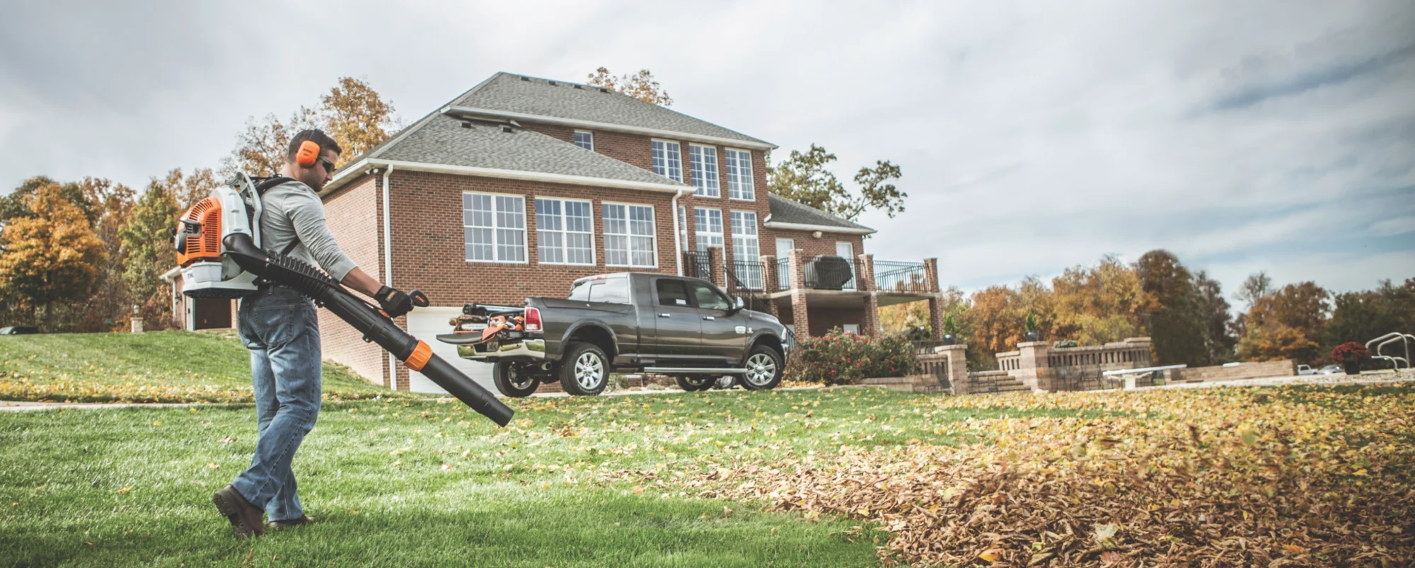 STIHL Br Series Leaf Blowers Fuel Efficient Engine feature image