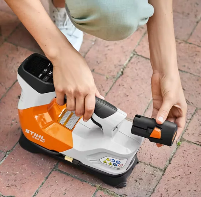 Stihl Cordless Air Inflator KOA 20 Stihl Cordless Air Inflator Koa 20 Battery Swap product image