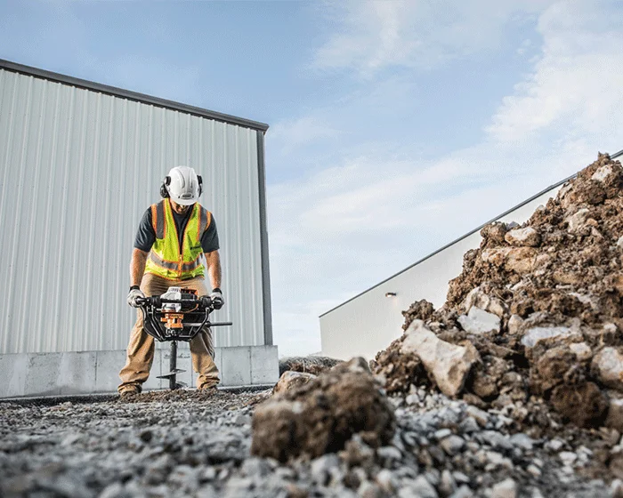 Stihl Earth Auger BT 131 Stihl Earth Auger Bt 131 Drilling Dirt product image