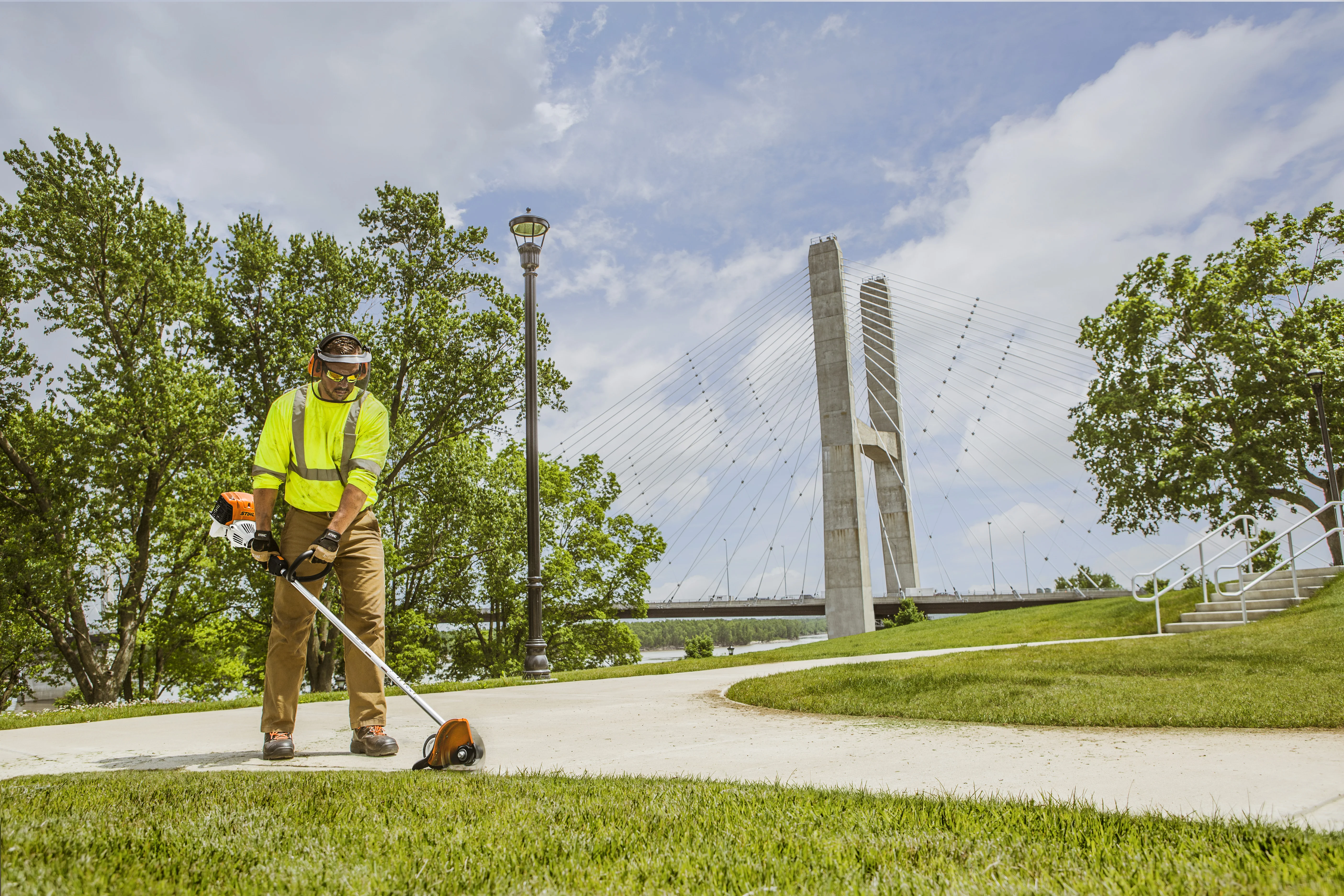 Stihl Fc Series Edgers Fc111 Man Sidewalk Edging product image