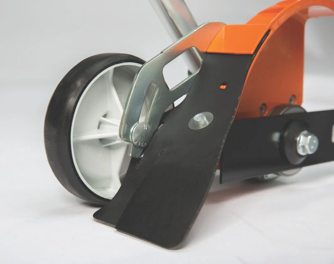 STIHL Fc Series Edgers Large Guide Wheel feature image