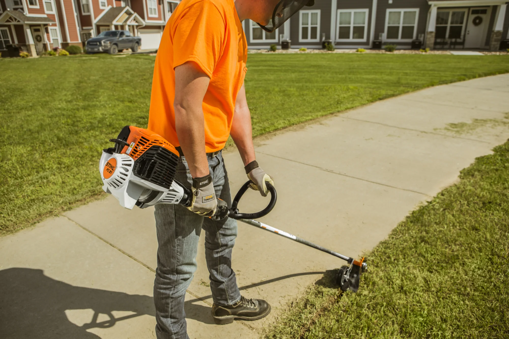 STIHL Fc Series Edgers Powerful STIHL Engines feature image