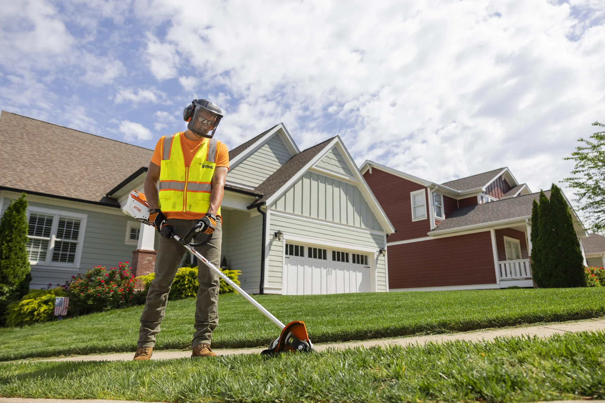 Stihl Edger FCA 140 Stihl Fca Series Edgers Fca140 Residential Lawn Edging product image