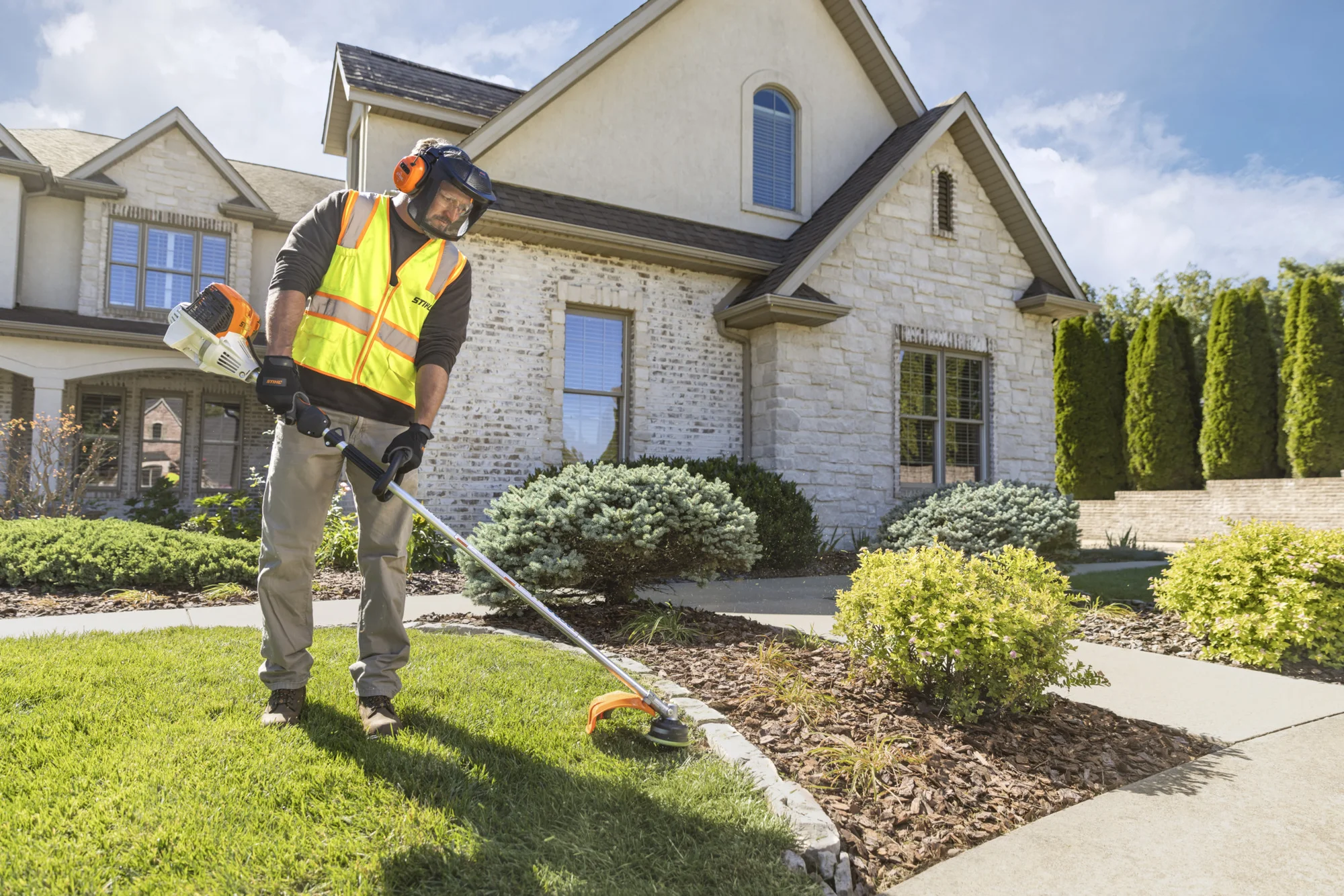STIHL Fs Series Trimmers And Brushcutters Straight Shaft Versatility feature image