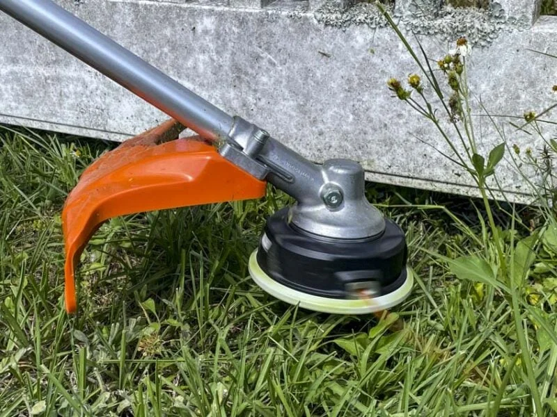 STIHL Fsa Series Trimmers And Brushcutters Multiple Cutting Head Options feature image