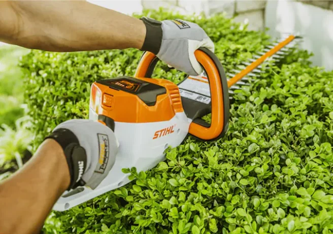 STIHL Hsa Series Hedge Trimmers STIHL Battery Compatibility feature image