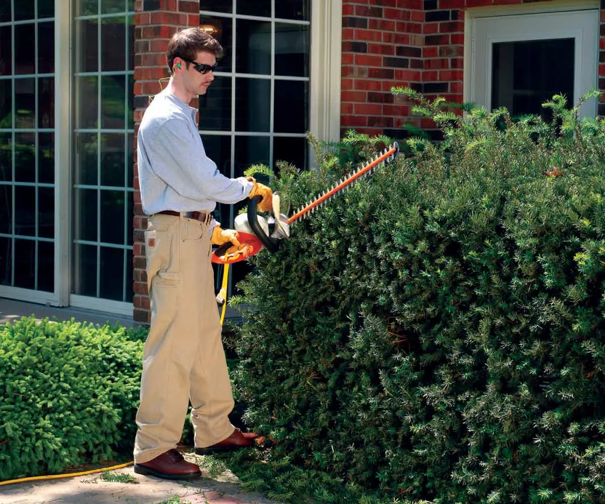STIHL Hse Series Hedge Trimmers Lightweight Construction feature image