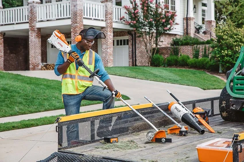STIHL Kombi System Series Multi Tool Ergonomic Handle Design feature image