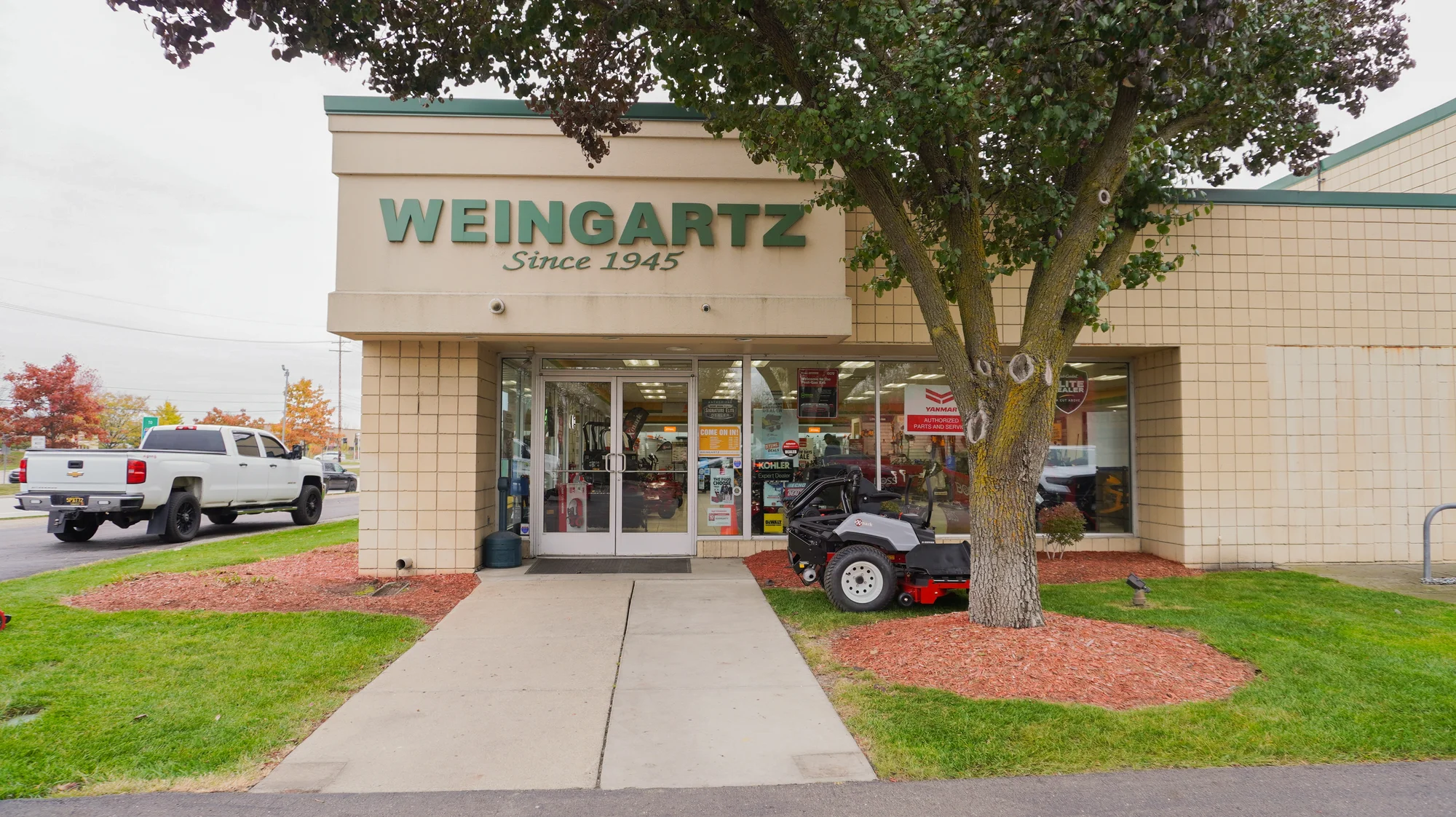 Store Location Ann Arbor Seasonal Exterior product image