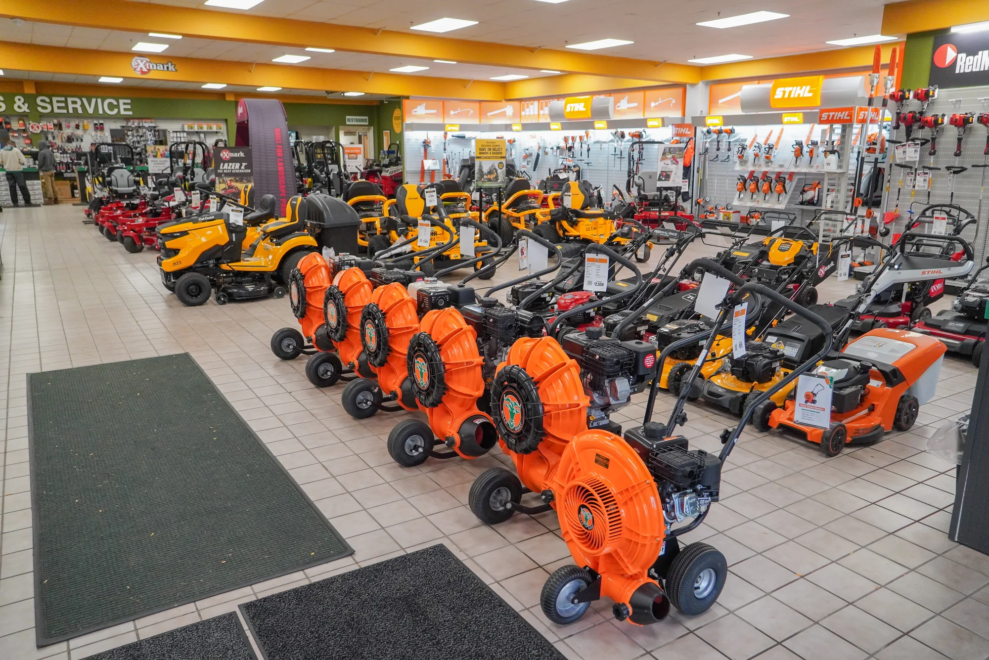 Store Location Clarkston Key Product Displays Wheeled Blowers product image