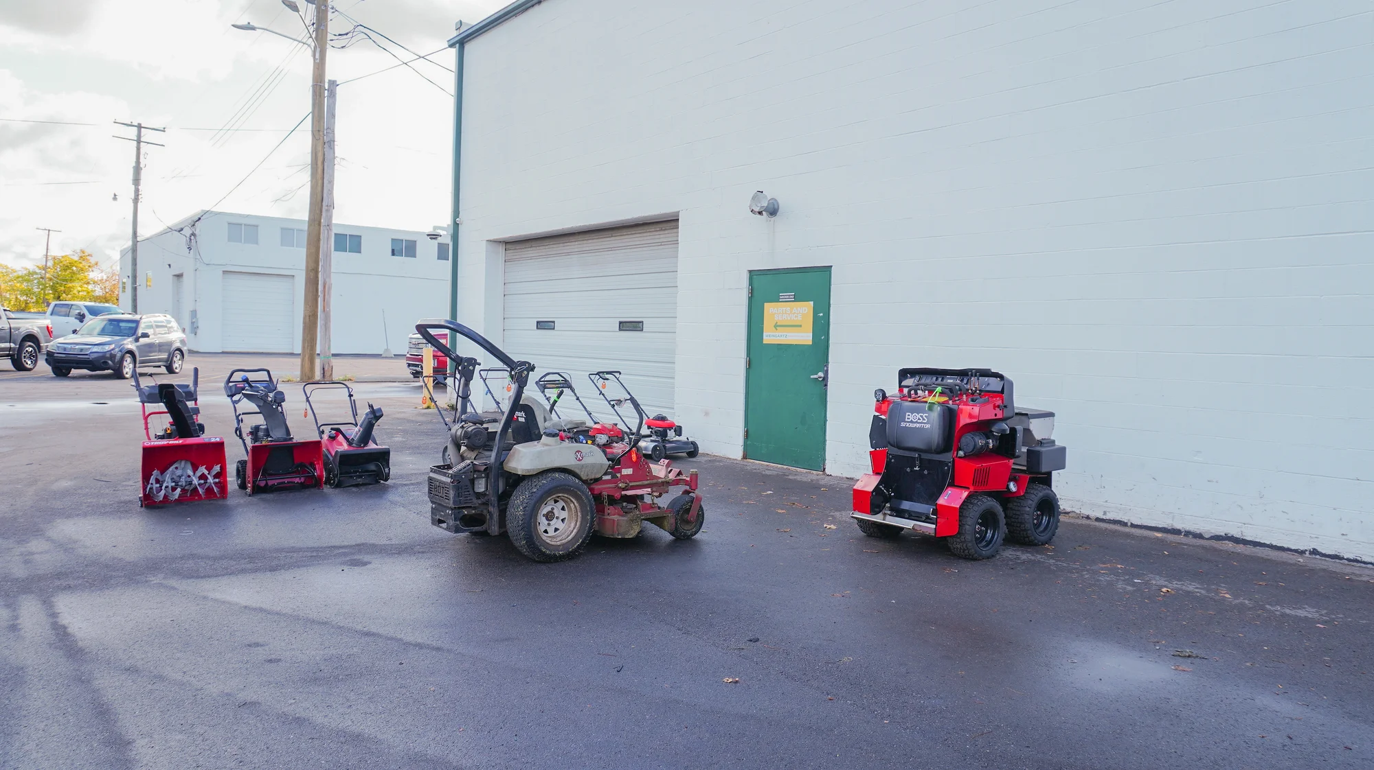 Store Location Livonia Loading Bay Pickup Area product image