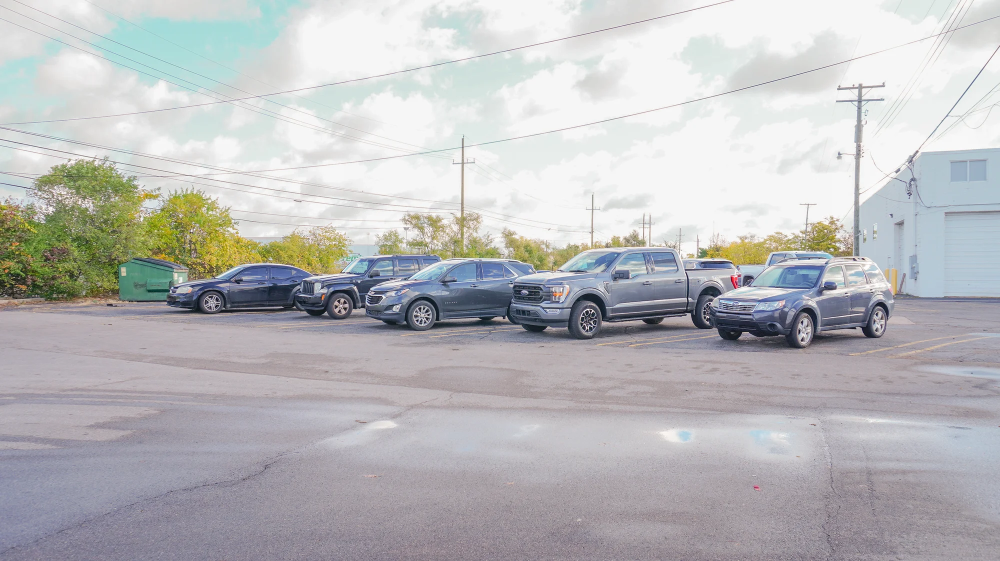 Store Location Livonia Parking Lot product image