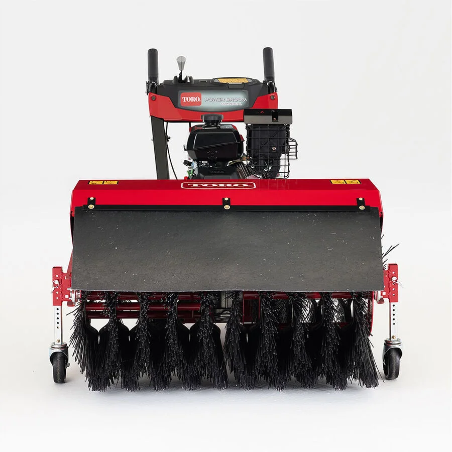 Toro 3000 Series Speciality Equipment Durable Bristle Design feature image