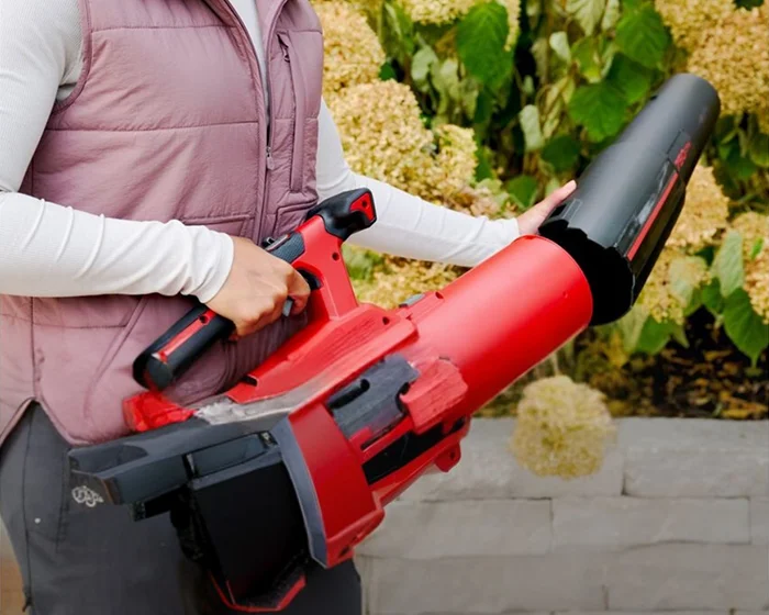 Toro 60V MAX Leaf Blower 51826 Toro 60V Max 750 Series Leaf Blower 51826 Battery Compartment Closeup product image