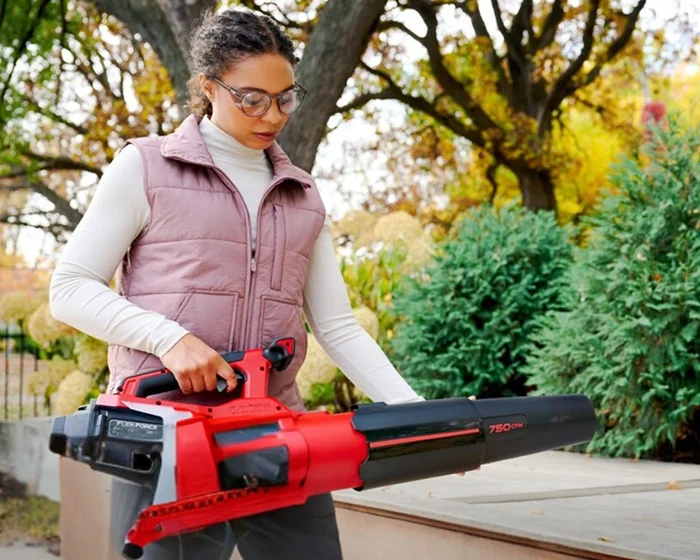 Toro 60V MAX Leaf Blower 51826 Toro 60V Max 750 Series Leaf Blower 51826 Woman Carrying product image