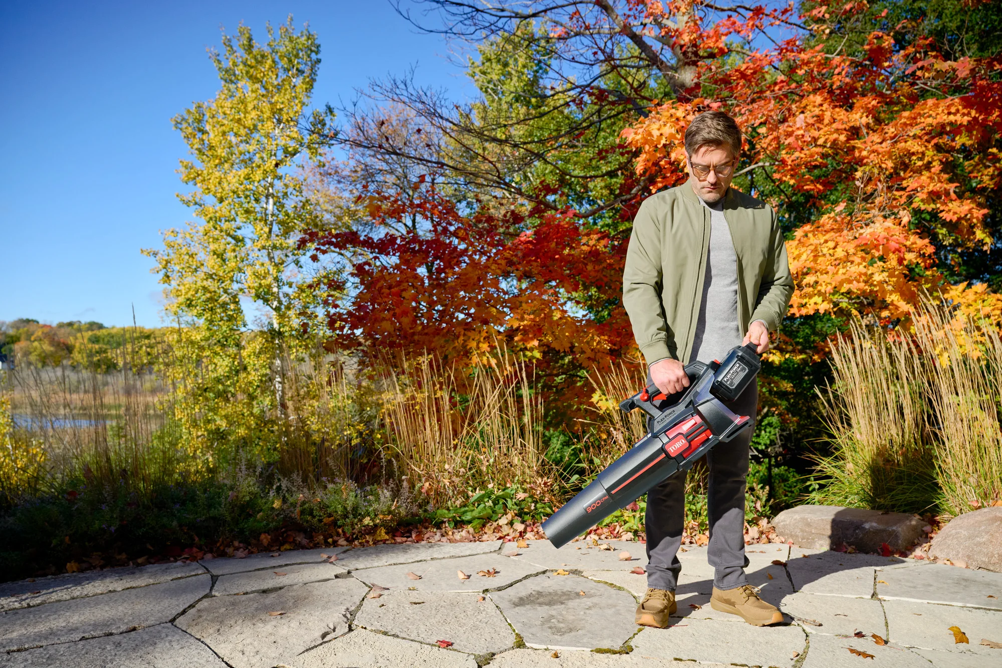 Toro 60V MAX Leaf Blower 51827 Toro 60V Max 900 Series Leaf Blower 51827 Patio Leaf Cleanup product image
