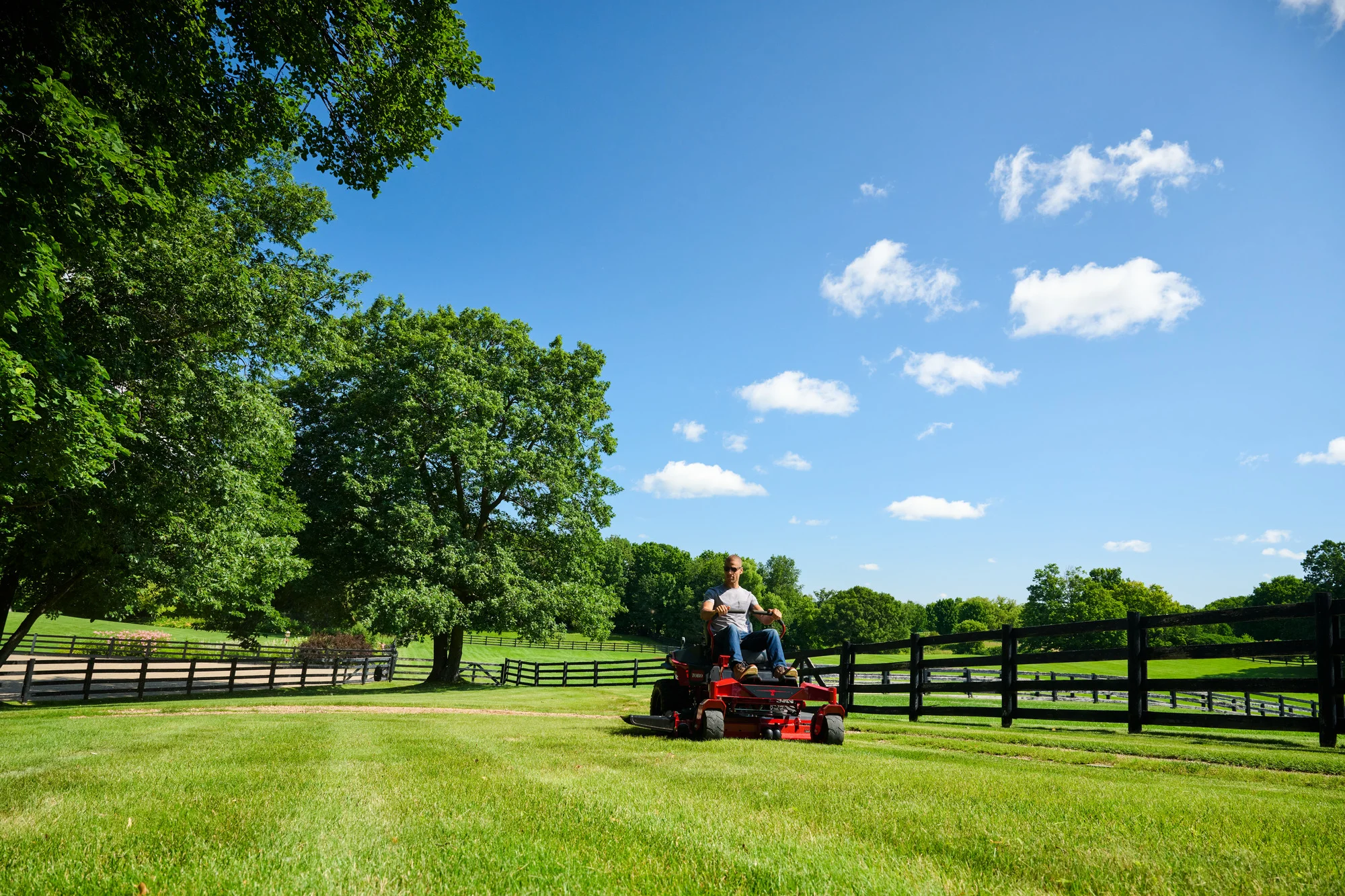 Toro Titan Series 76614 Man Striping Property product image