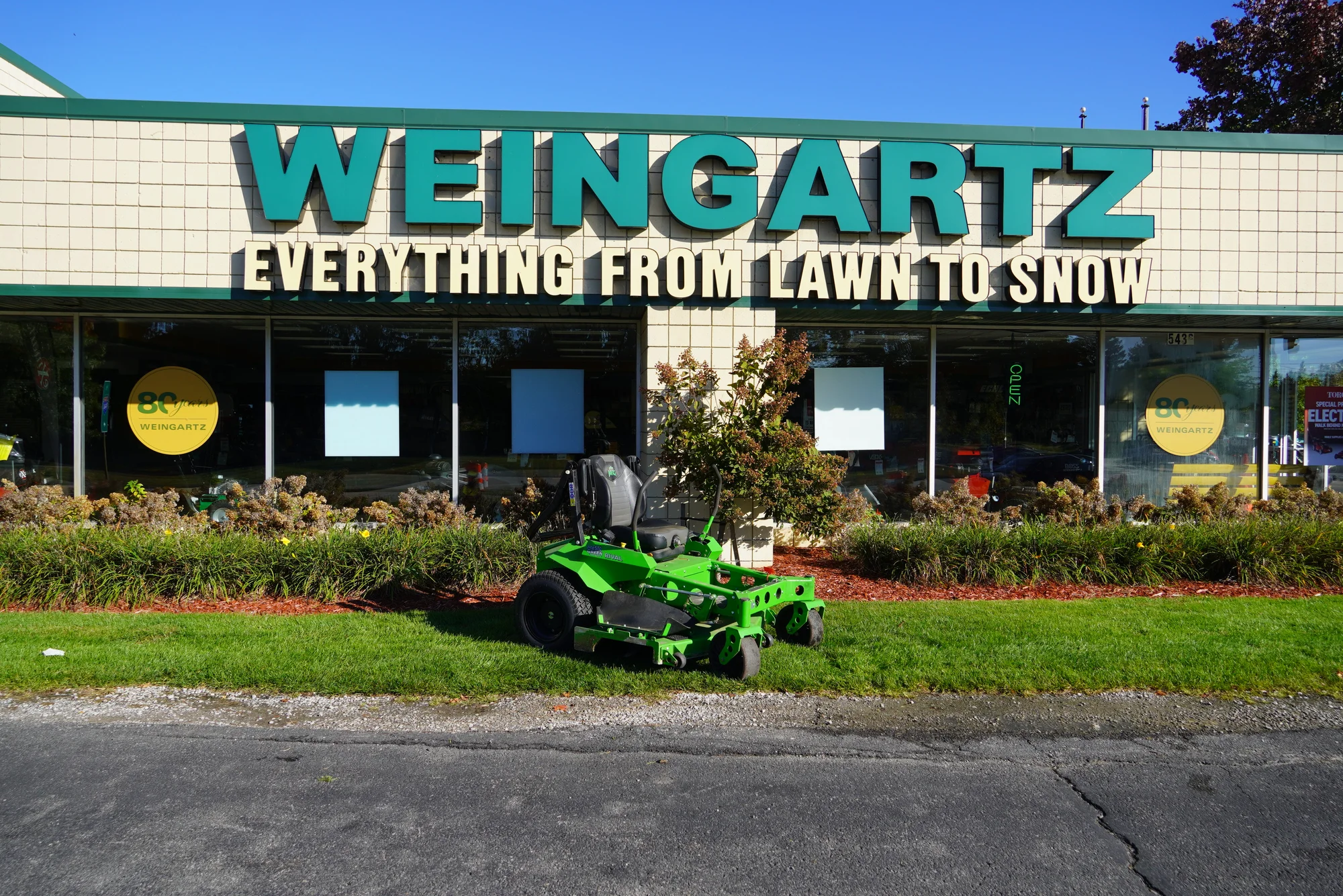 Used Mean Green Rival 60 in Electric Zero Turn Mower TR052324AA-997-7RTM