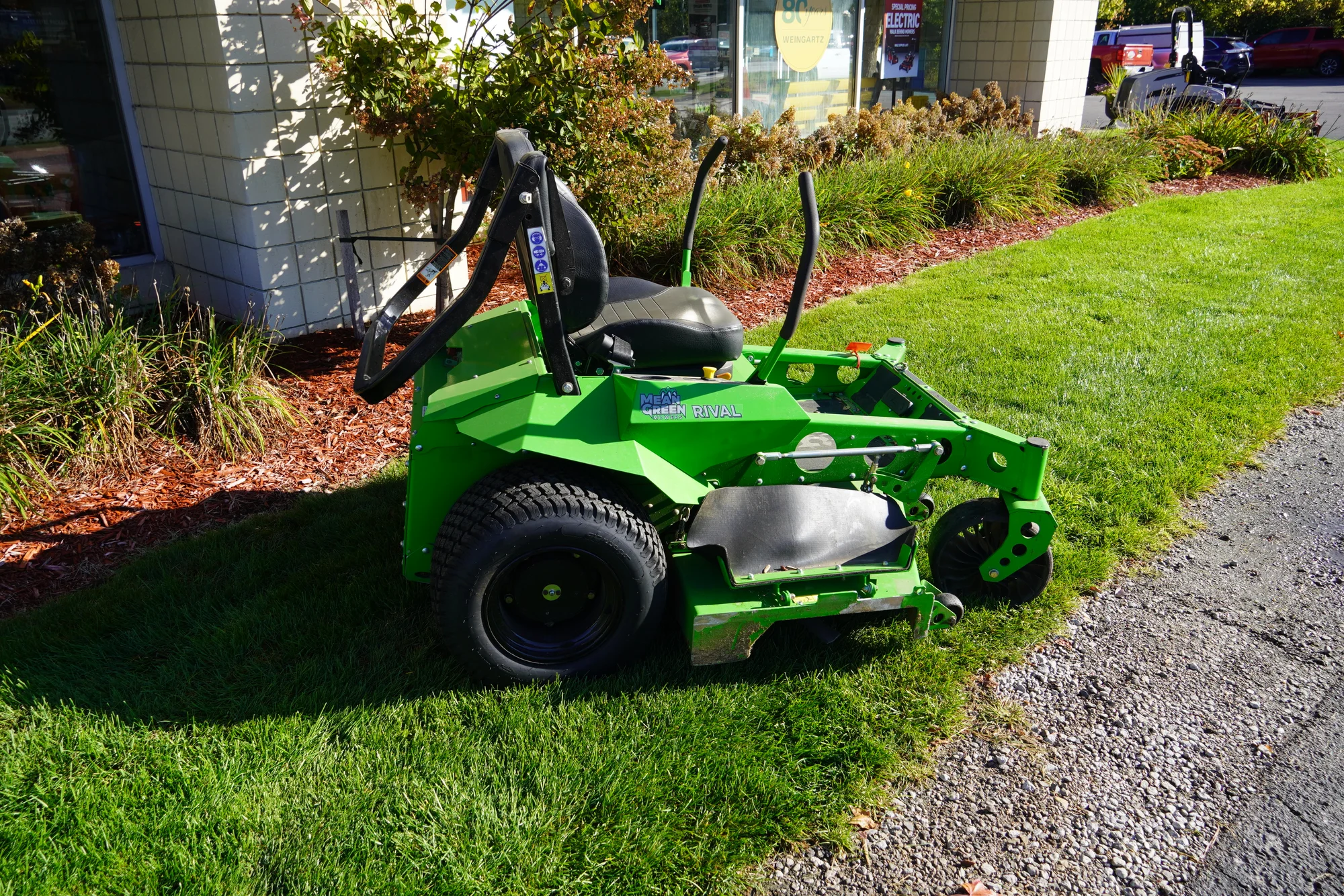 Used Mean Green Rival 60 in Electric Zero Turn Mower TR052324AA-997-7RTM Tr052324aa 997 7rtm 6