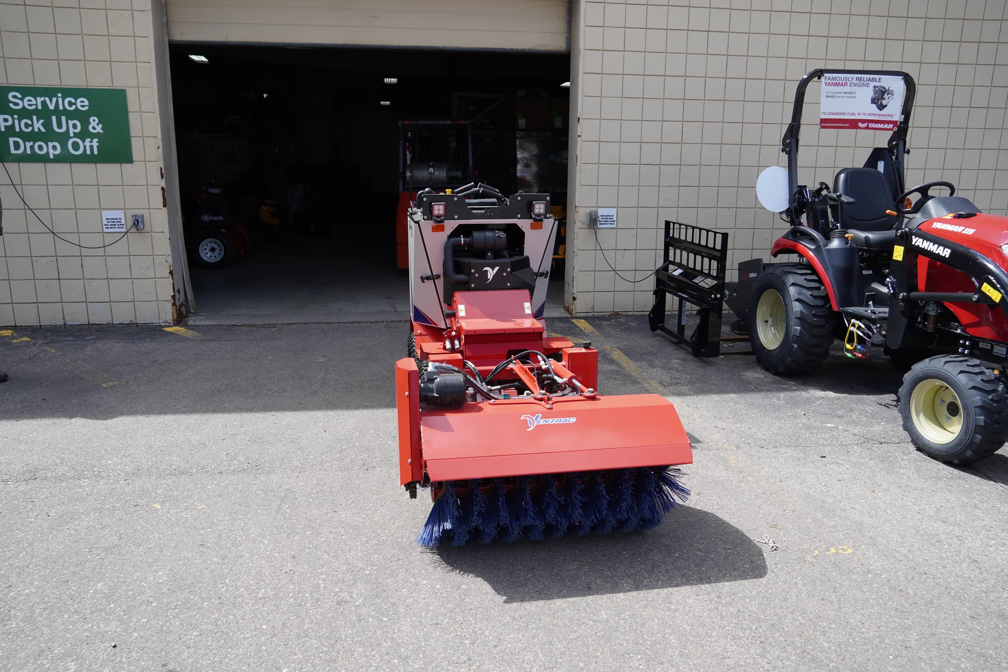 Used Ventrac NJ380 Broom TR2040C