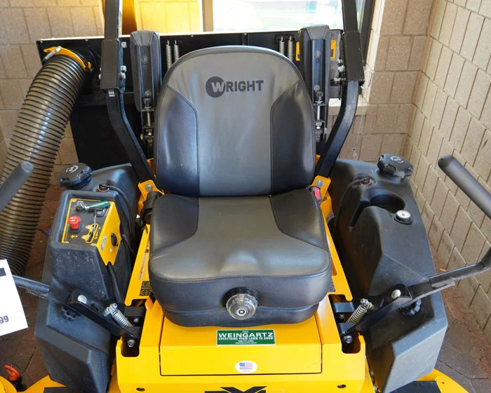 Used Wright ZXL 61 in Zero Turn Mower W/ Bagger TR2057U