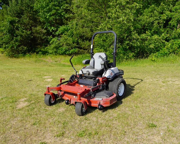Used Lazer X Series 60 in Zero Turn Mower TR4727RTM