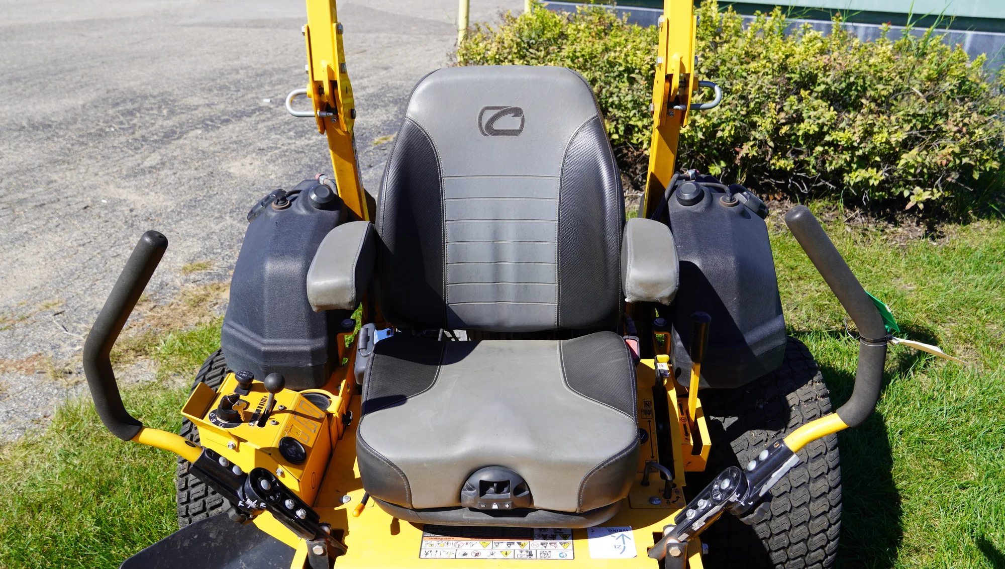 Used Cub Cadet PRO Z 960L 60 in Zero Turn Mower TR10144RTM