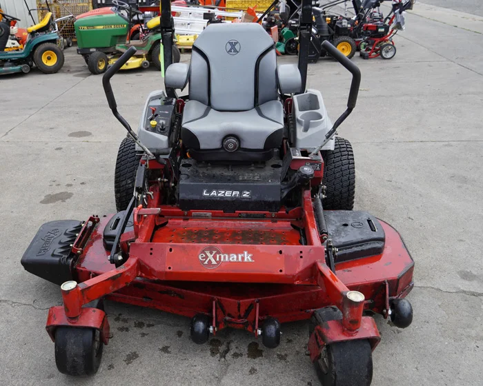 Used Exmark Lazer E Series 60 in Zero Turn Mower TR4111U-25RTM