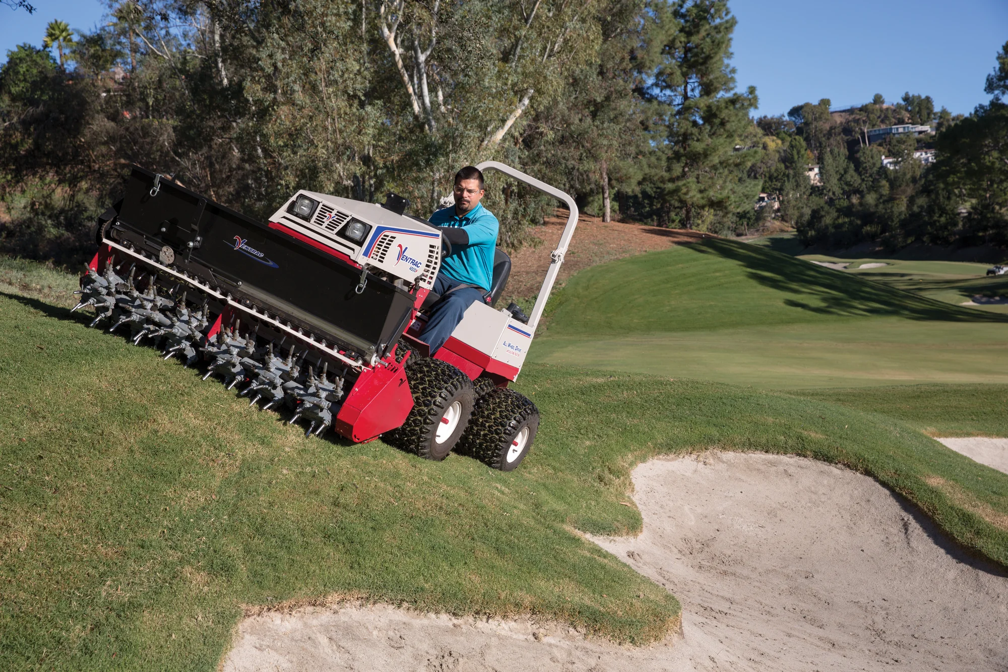 Used Ventrac 4500P All-Wheel Drive Articulating Tractor with 72 in Mower Deck TR5016FRTM Ventrac P Series Compact Utility Tractors 4500P Front View Right Turf Maintanence Golf Course product image