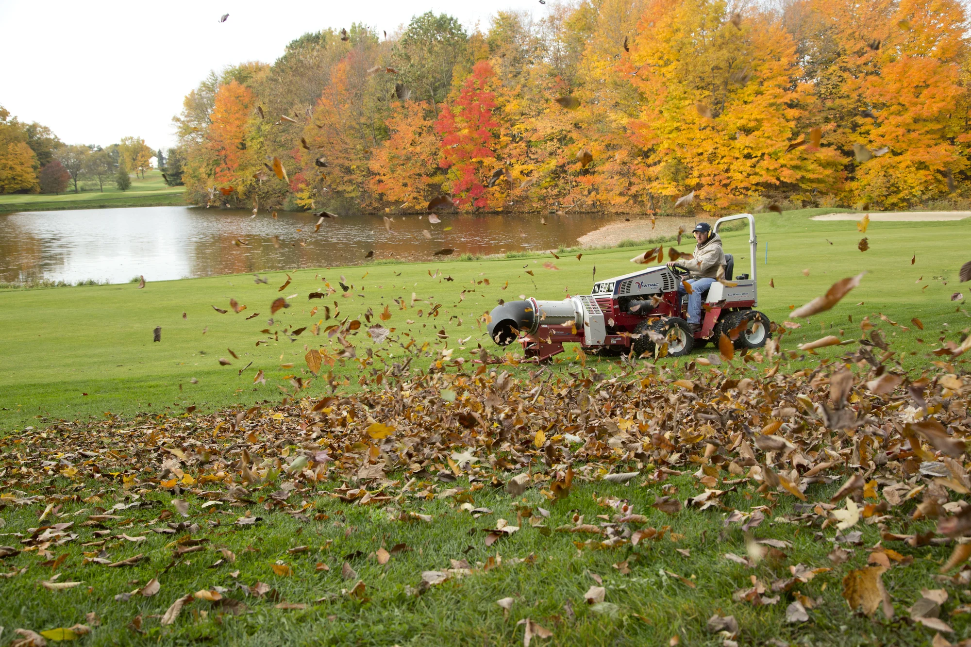 Used Ventrac 4500P All-Wheel Drive Articulating Tractor with 72 in Mower Deck TR5016FRTM Ventrac P Series Compact Utility Tractors 4500P Side View Right Leaf Blower Attachment product image