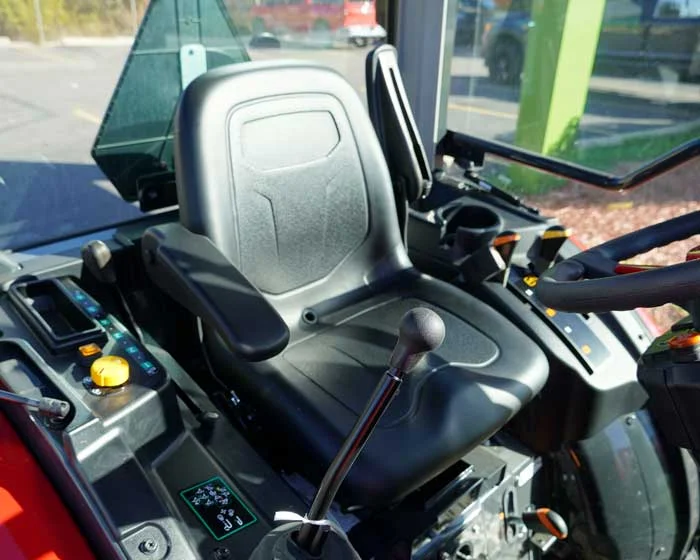Yanmar Yt2 Series Compact Utility Tractor Yt235Vxhic Tl 103086 Seat product image