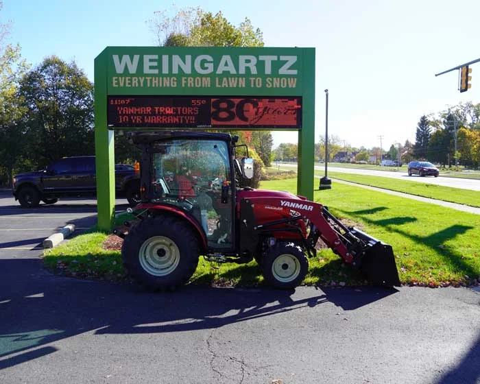 Yanmar YT2 Series Compact Utility Tractor YT235VXHIC-TL-103086 Yanmar Yt2 Series Compact Utility Tractor Yt235Vxhic Tl 103086 Side View product image