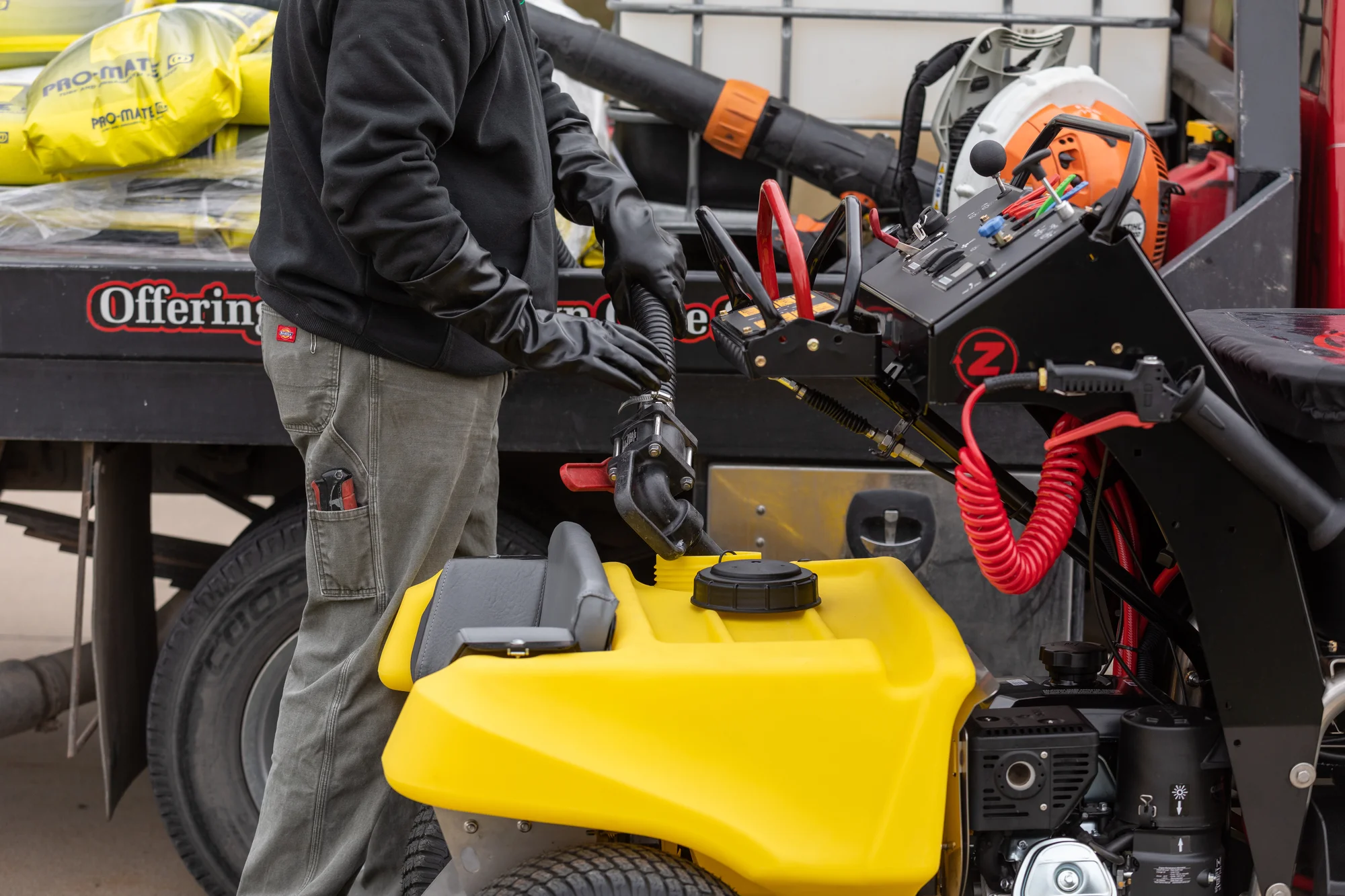 Z-Turf Z-Spray Lean-to-Steer Sprayer ZSL3620 Z Turf Z Spray Lean To Steer Sprayer Zsl3620 Man Adjusting Controls product image