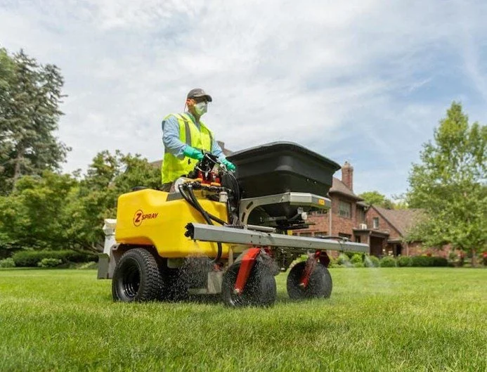 Z Turf Z Spray Series Speciality Equipment Low Center Of Gravity Design feature image