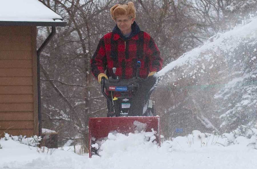 Snow-Blower-or-Snow-Thrower - Featured Image