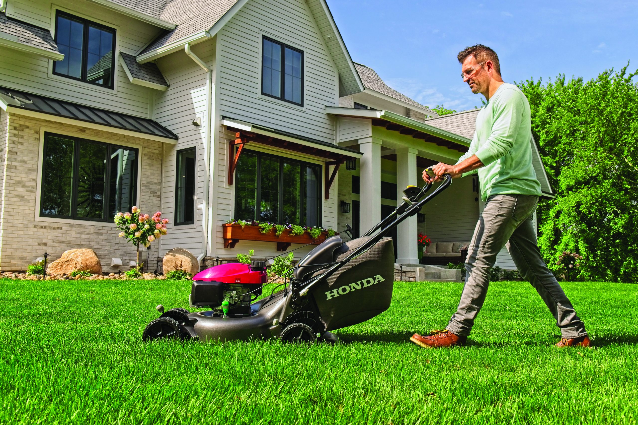 How to Clean a Walk Behind Lawn Mower Deck