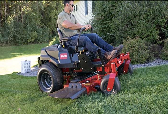 Buyer's Guide to Toro TimeCutter HD Series Zero Turn Riders