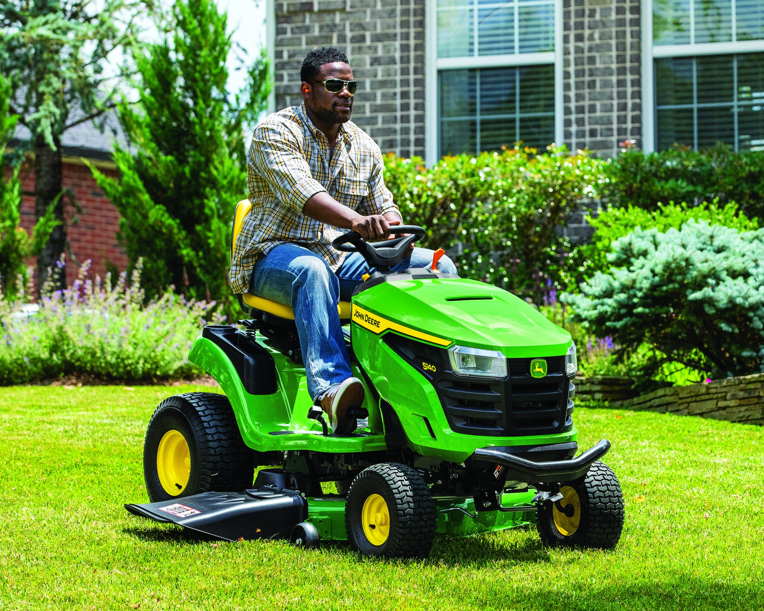 John Deere Easy Change 30-Second Oil Change System