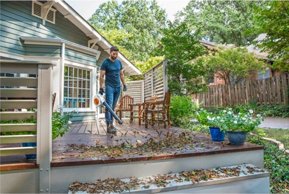 FALL LAWN CARE TIPS