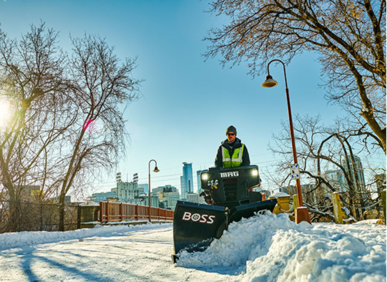 BOSS SNOWRATOR MAG