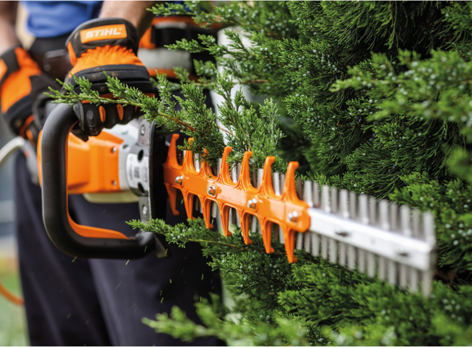 HOW TO SHARPEN HEDGE TRIMMER BLADES