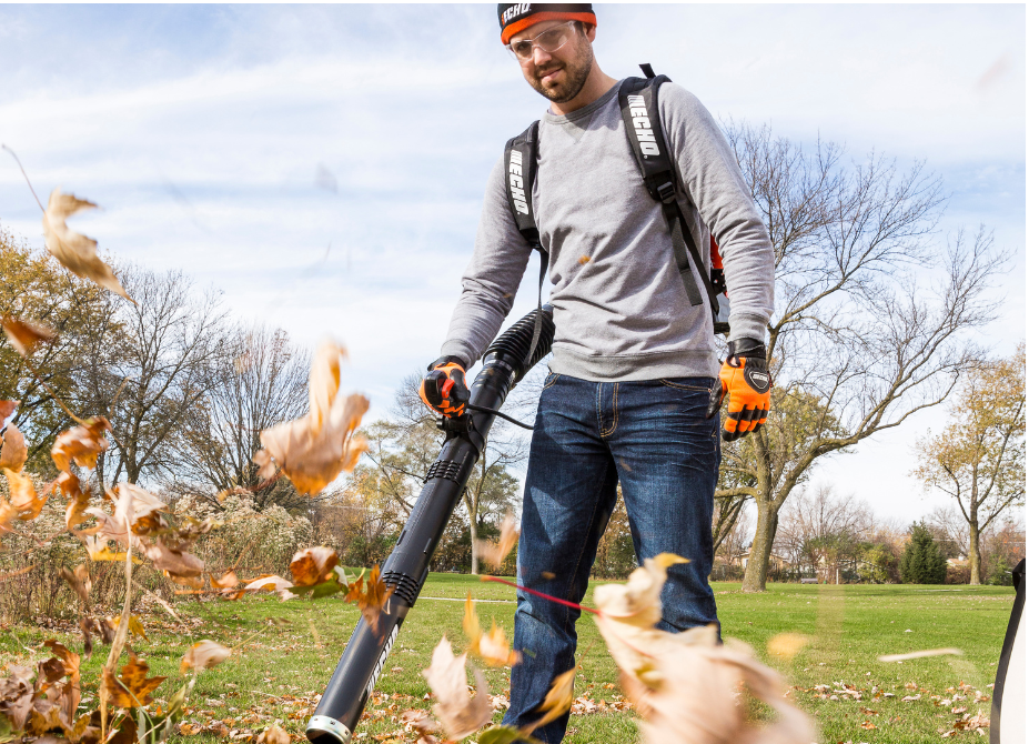 ESSENTIAL TIPS FOR MAINTAINING YOUR LEAF BLOWER